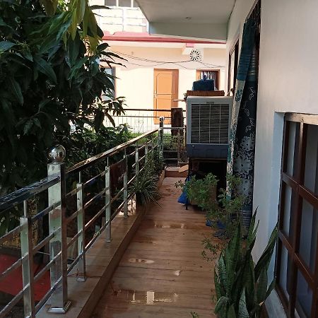 Crescent Moon Homestay Rishīkesh Εξωτερικό φωτογραφία