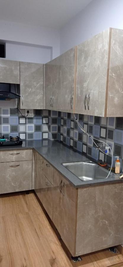 Crescent Moon Homestay Rishīkesh Εξωτερικό φωτογραφία
