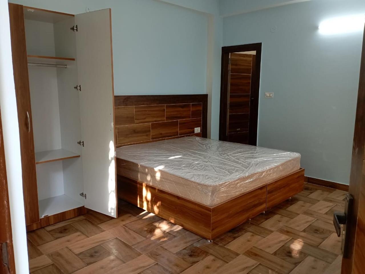 Crescent Moon Homestay Rishīkesh Εξωτερικό φωτογραφία