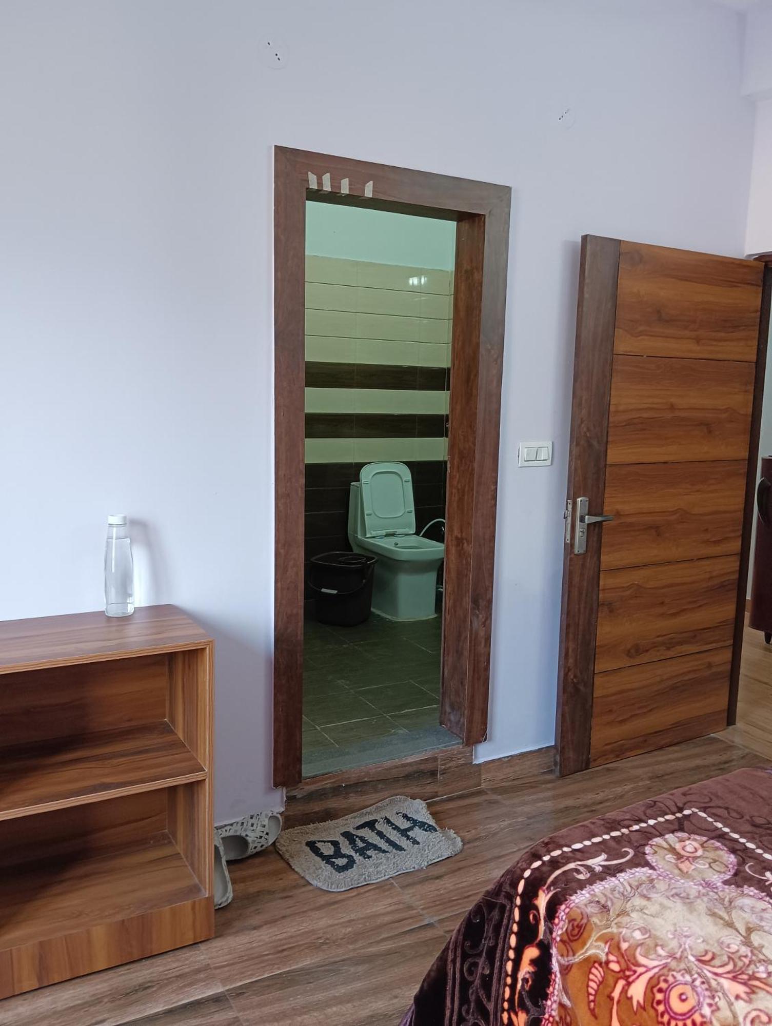 Crescent Moon Homestay Rishīkesh Εξωτερικό φωτογραφία
